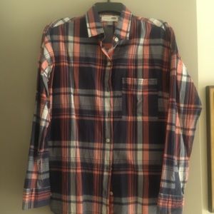 Navy/salmon colored plaid shirt